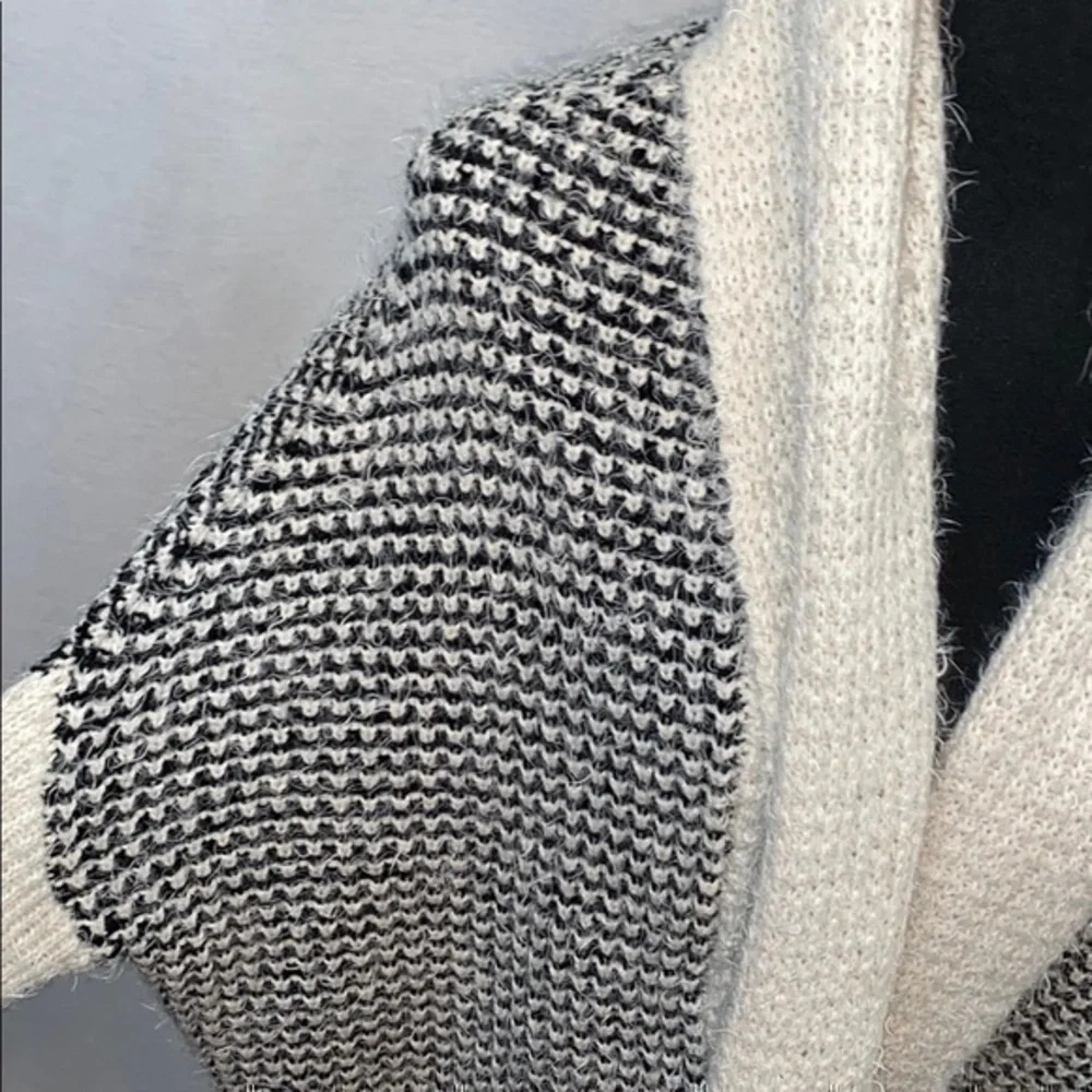UEC RD Style Dolamon open front cardigan sweater medium